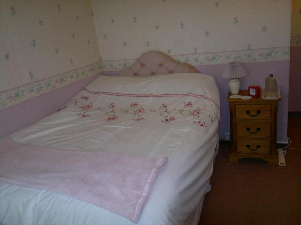 La Maison Jaune Bed & Breakfast Bouresse Cameră foto