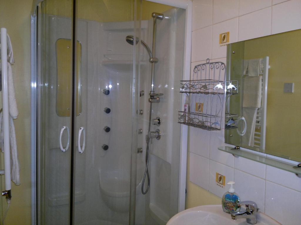 La Maison Jaune Bed & Breakfast Bouresse Exterior foto